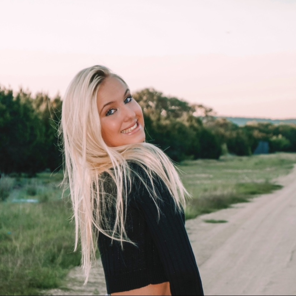 Meet your Posher, Allianna